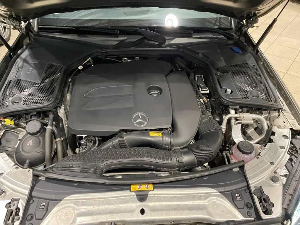 Mercedes-Benz C 300 T AMG+MBUX+Ambiente+Mbeam+CarPlay+AHK 03/2021-photo-3
