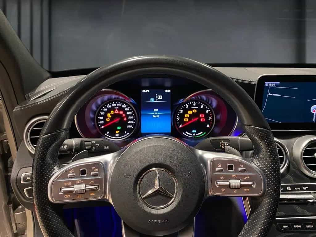 Mercedes-Benz C 300 T AMG+MBUX+Ambiente+Mbeam+CarPlay+AHK 03/2021-photo-6