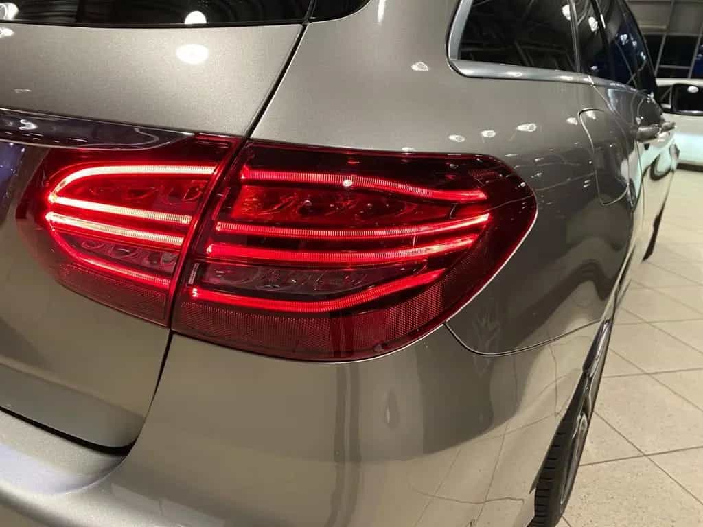 Mercedes-Benz C 300 T AMG+MBUX+Ambiente+Mbeam+CarPlay+AHK 03/2021-photo-9