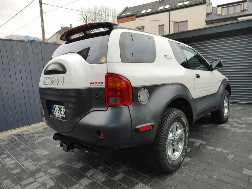 Isuzu VehiCross IRON MAN 01/1999-photo-6