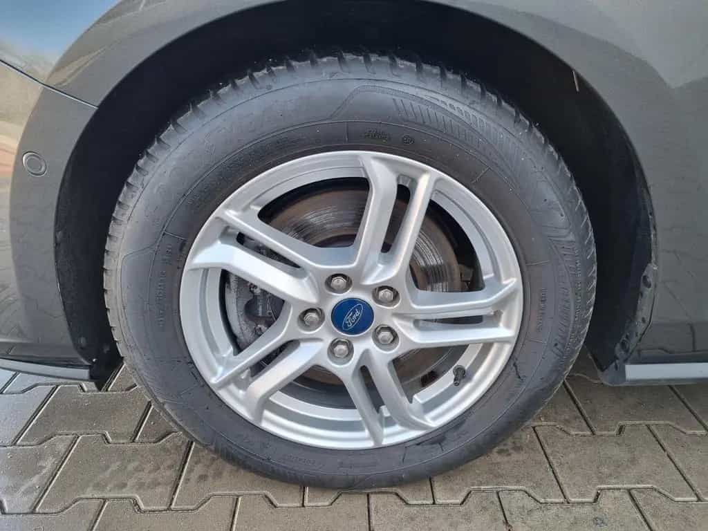 Ford Focus Turnier Cool & Connect ACC*TWA*RFK*el. HK 03/2021-photo-19