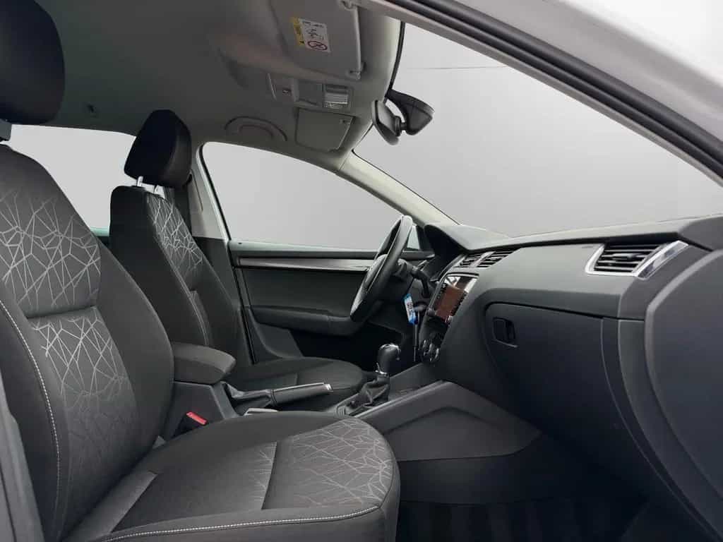 Skoda Octavia COMBI DSG CLEVER, ACC, DAB, LENKRADHEIZ. 03/2019-photo-14