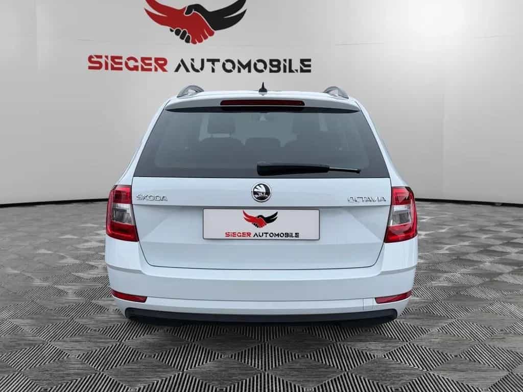 Skoda Octavia COMBI DSG CLEVER, ACC, DAB, LENKRADHEIZ. 03/2019-photo-3