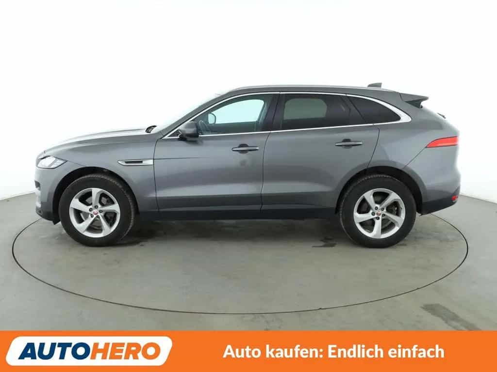 Jaguar F-Pace 25t Prestige AWD Aut.*NAVI*XENON*CAM*ACC* 03/2019-photo-2
