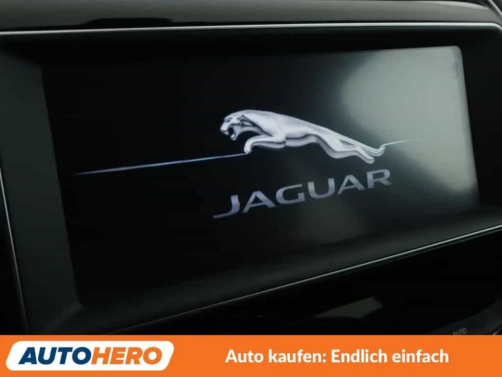 Jaguar F-Pace 25t Prestige AWD Aut.*NAVI*XENON*CAM*ACC* 03/2019-photo-27