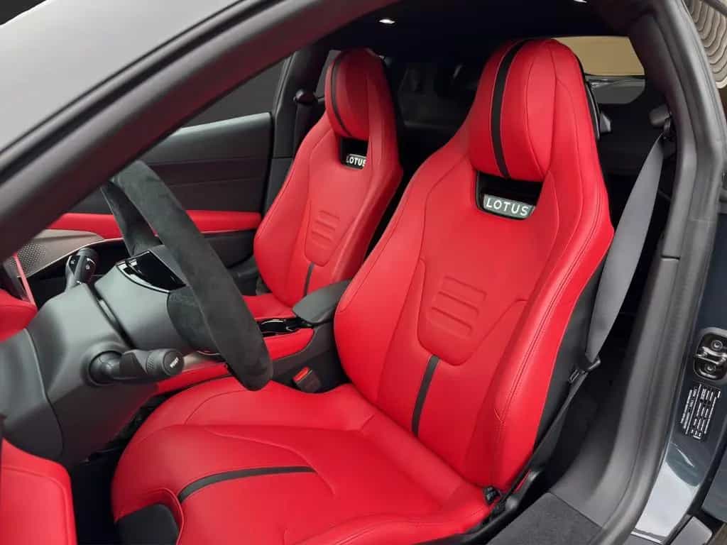 Lotus Emira V6 First Edition 11/2022-photo-11