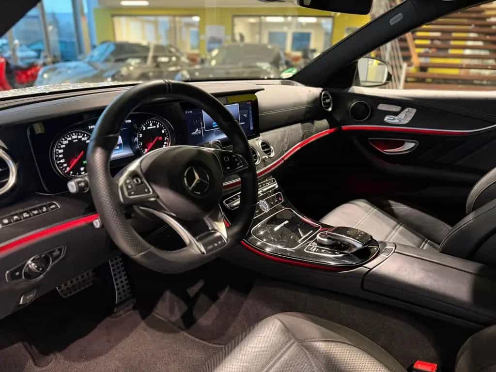 Mercedes-Benz E-Class 63 AMG T-Modell 4Matic*Pano*Memory*Head-up* 03/2018-photo-16