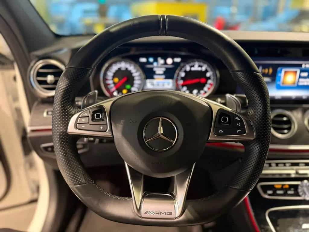 Mercedes-Benz E-Class 63 AMG T-Modell 4Matic*Pano*Memory*Head-up* 03/2018-photo-17