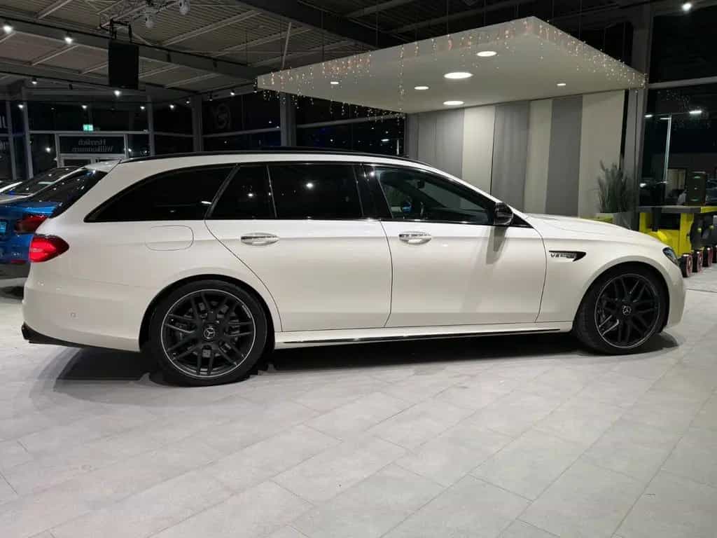 Mercedes-Benz E-Class 63 AMG T-Modell 4Matic*Pano*Memory*Head-up* 03/2018-photo-7