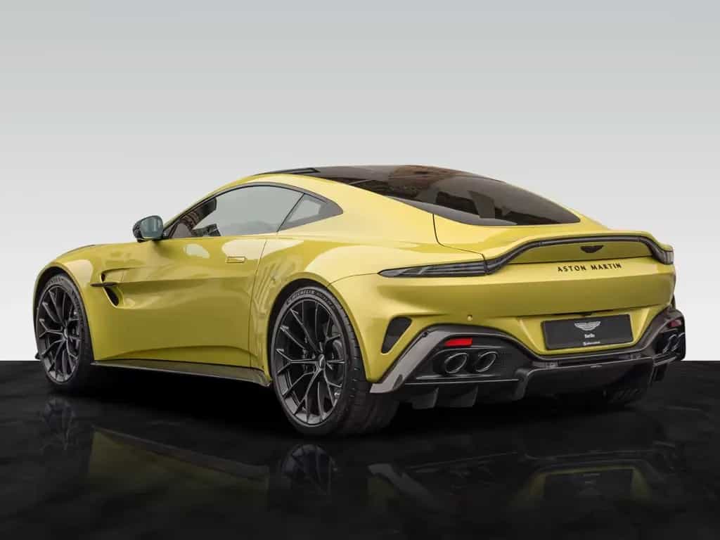 Aston Martin V8 Vantage Vantage MY25 | Carbon Pack | Bowers & Wilkins 04/2026-photo-11