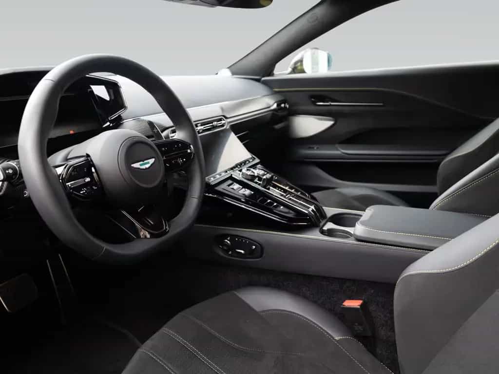 Aston Martin V8 Vantage Vantage MY25 | Carbon Pack | Bowers & Wilkins 04/2026-photo-21
