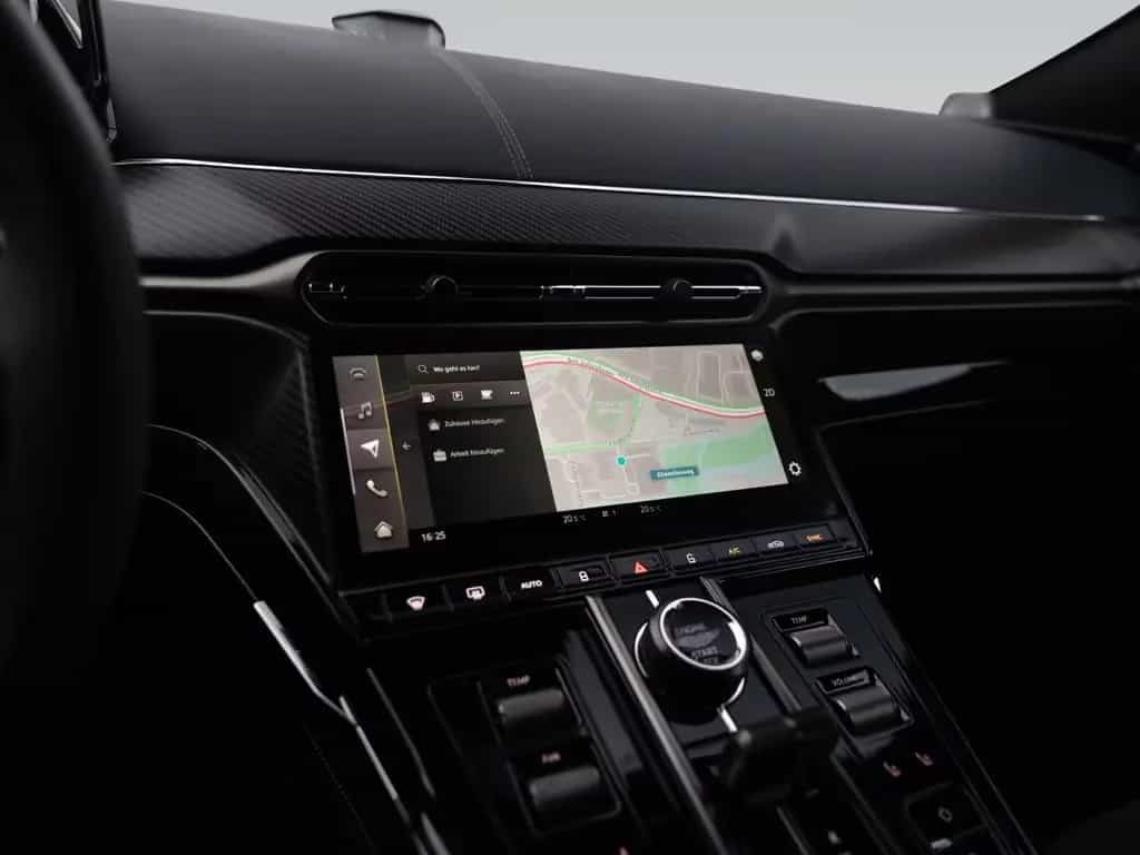 Aston Martin V8 Vantage Vantage MY25 | Carbon Pack | Bowers & Wilkins 04/2026-photo-31