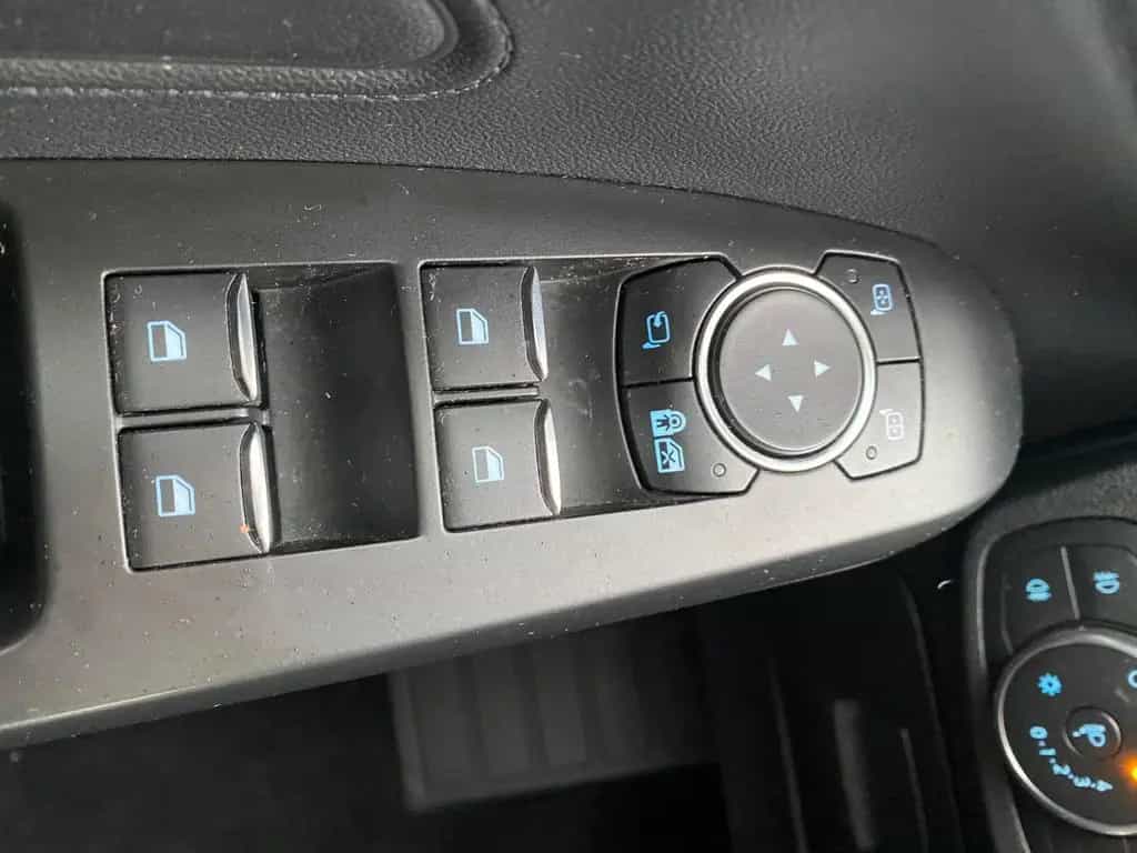 Ford Focus 1.0 EcoBoost Active Navi+Pano+SD+SHZ+Kamer 08/2019-photo-12