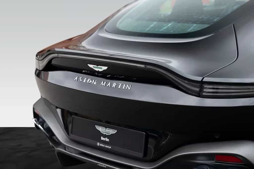 Aston Martin V8 Vantage Vantage MY25 | Onyx Black null-photo-10