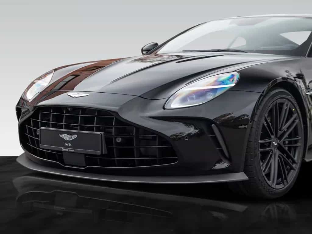 Aston Martin V8 Vantage Vantage MY25 | Onyx Black null-photo-3