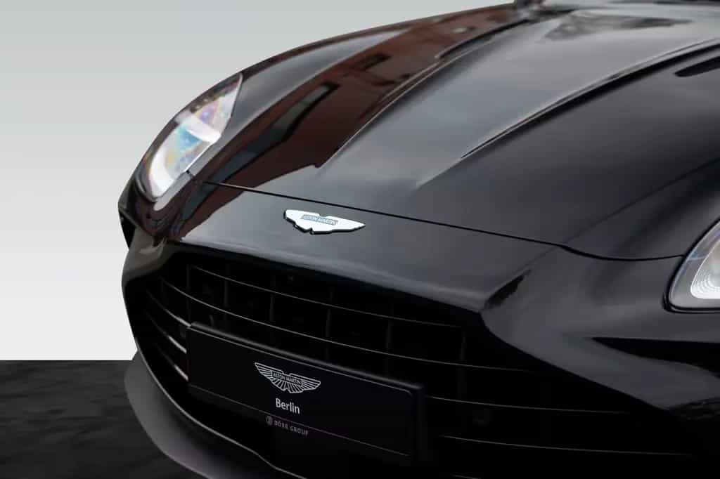 Aston Martin V8 Vantage Vantage MY25 | Onyx Black null-photo-4