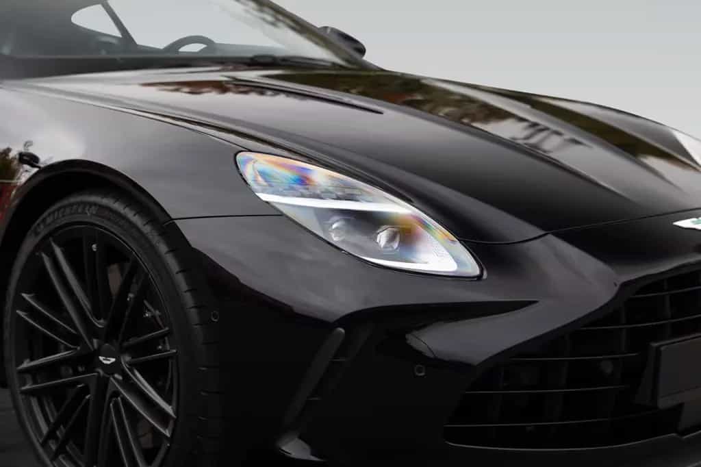 Aston Martin V8 Vantage Vantage MY25 | Onyx Black null-photo-7
