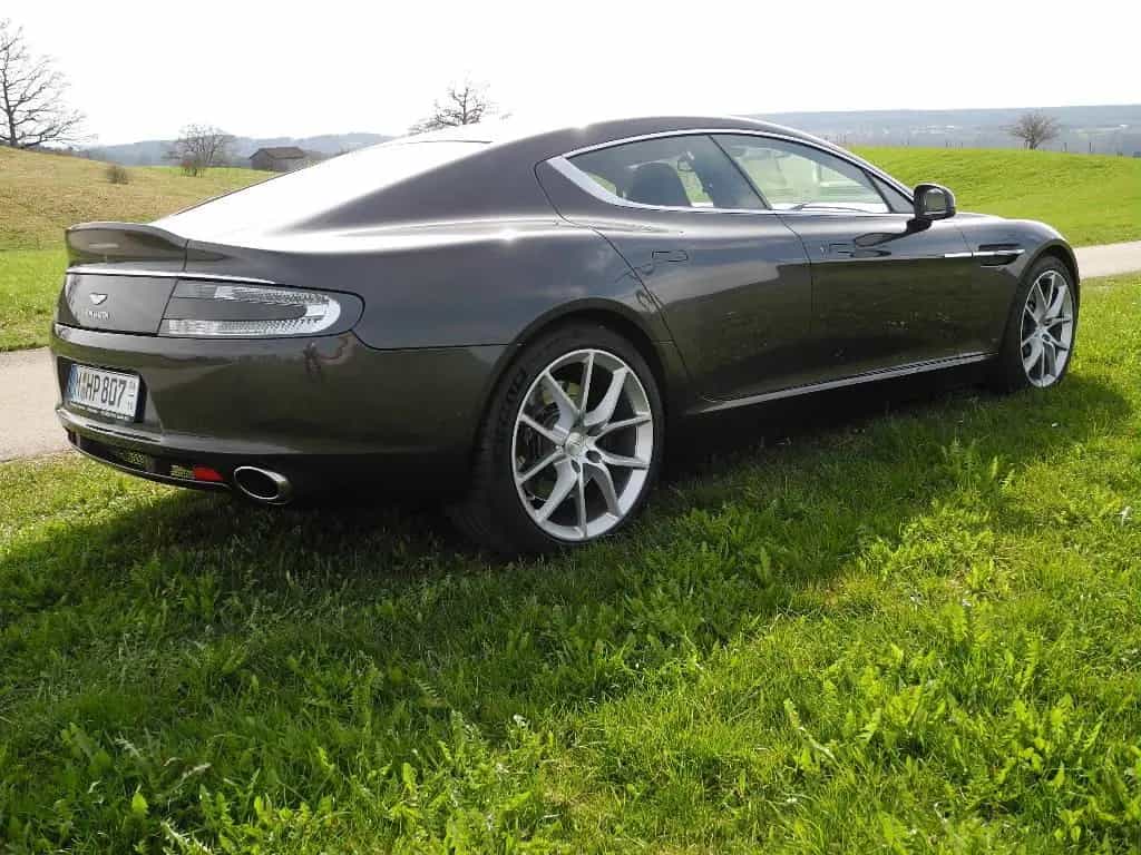 Aston Martin Rapide S neue Reifen, AM scheckheftgepflegt 01/2017-photo-3