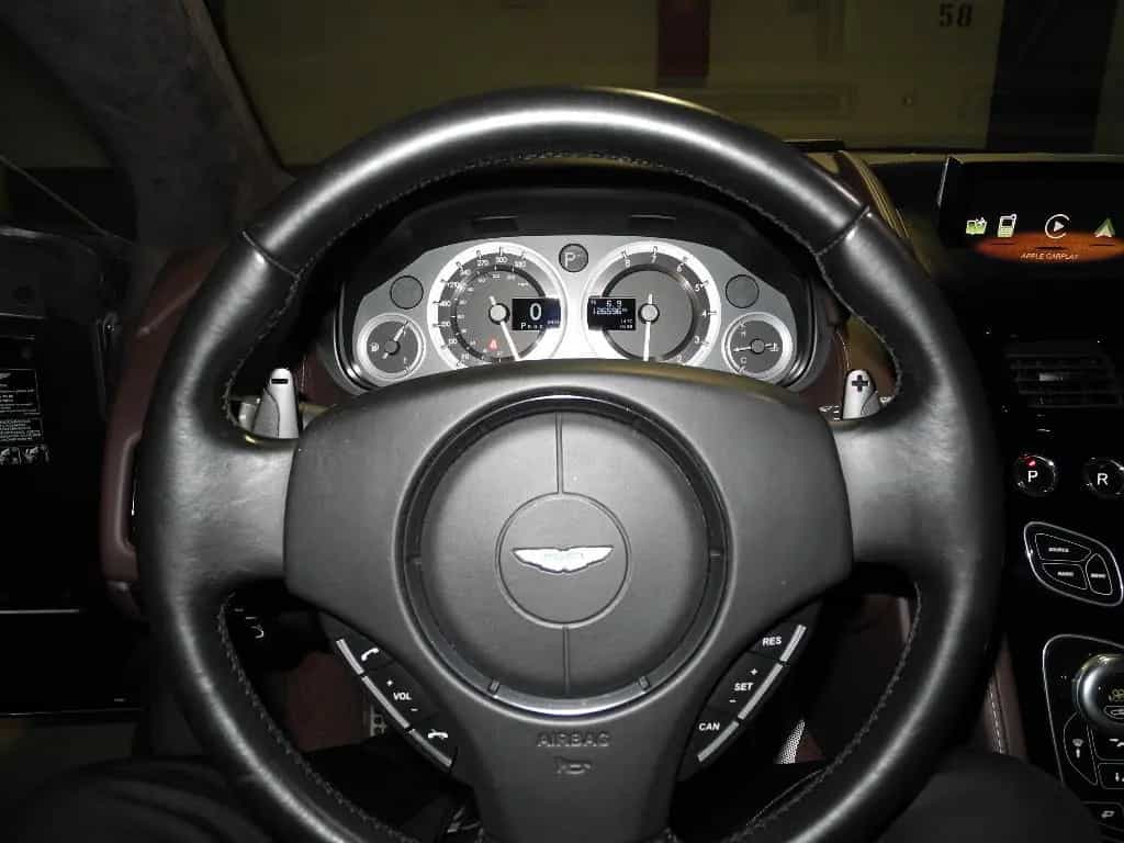 Aston Martin Rapide S neue Reifen, AM scheckheftgepflegt 01/2017-photo-9