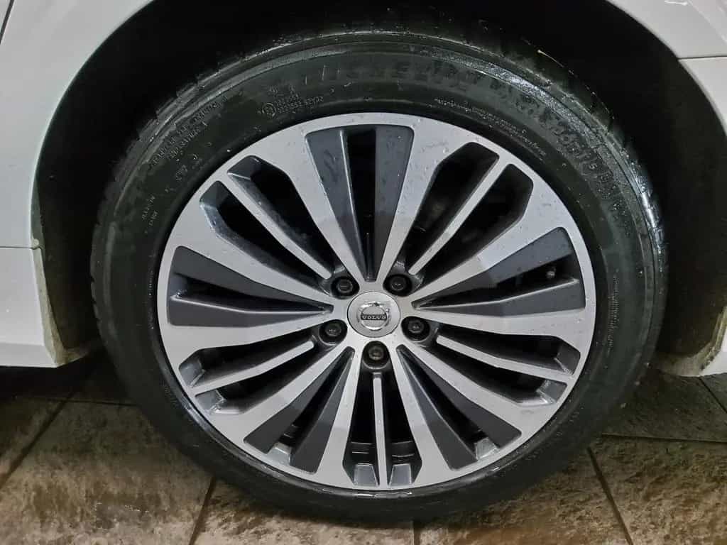 Volvo V90 D4 AWD Inscription Leder Navi LED AHK Memory 07/2020-photo-10