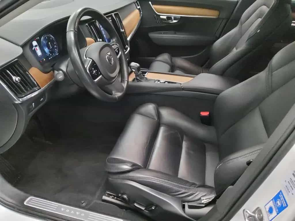 Volvo V90 D4 AWD Inscription Leder Navi LED AHK Memory 07/2020-photo-8