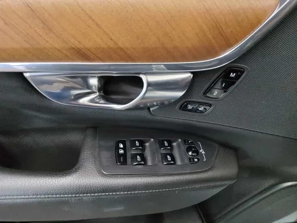 Volvo V90 D4 AWD Inscription Leder Navi LED AHK Memory 07/2020-photo-9
