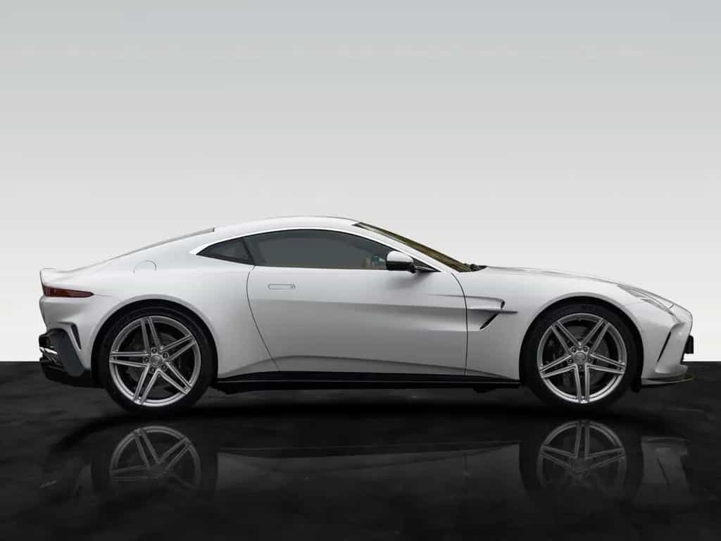 Aston Martin V8 Vantage Vantage MY25 | Zenith White null-photo-11
