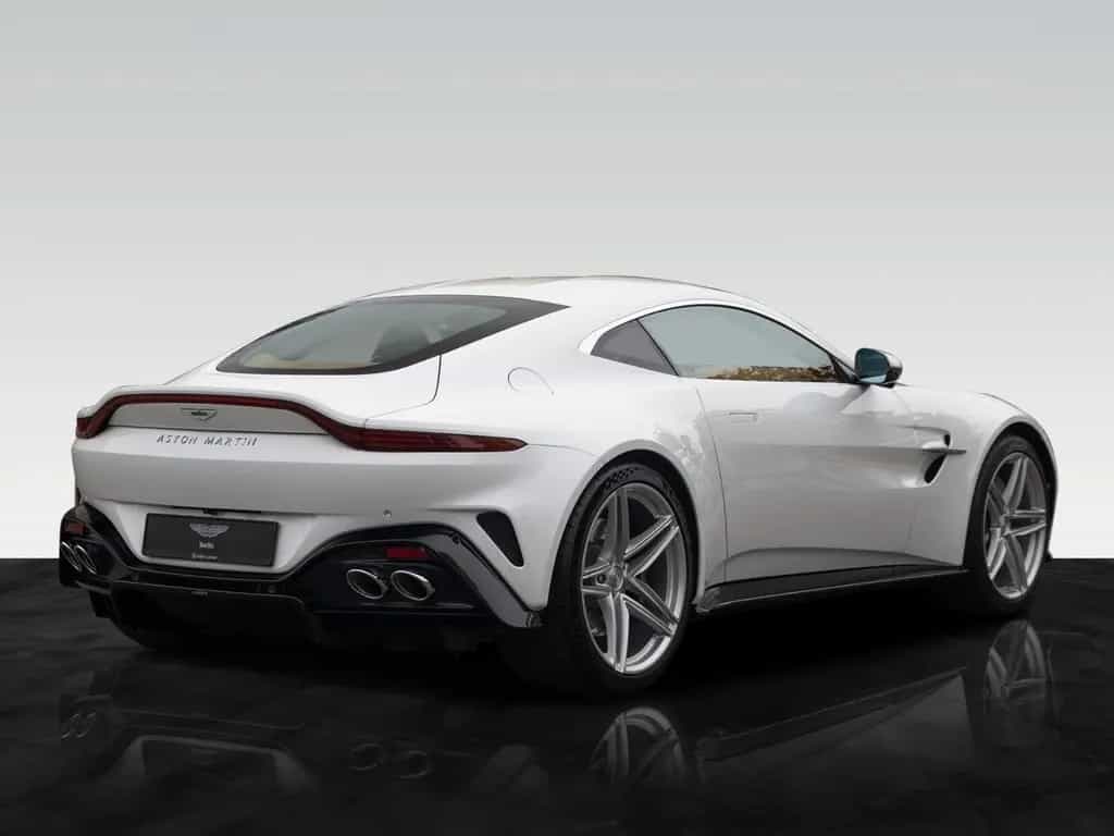 Aston Martin V8 Vantage Vantage MY25 | Zenith White null-photo-7