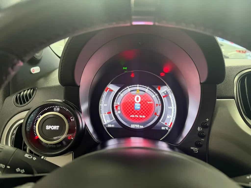 Abarth 595 Turismo Autom*Bi-Xenon*Pano*Klima*Beats*DAB* 10/2018-photo-14