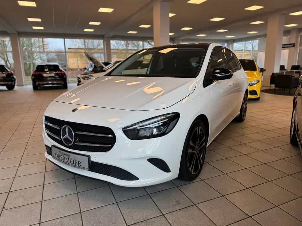 Mercedes-Benz B-Class 200 Progr./Night Rü-Ka P-SHD LED AHK TWA SHZ 04/2019-photo-2