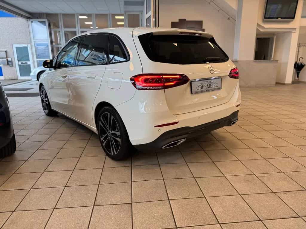 Mercedes-Benz B-Class 200 Progr./Night Rü-Ka P-SHD LED AHK TWA SHZ 04/2019-photo-3