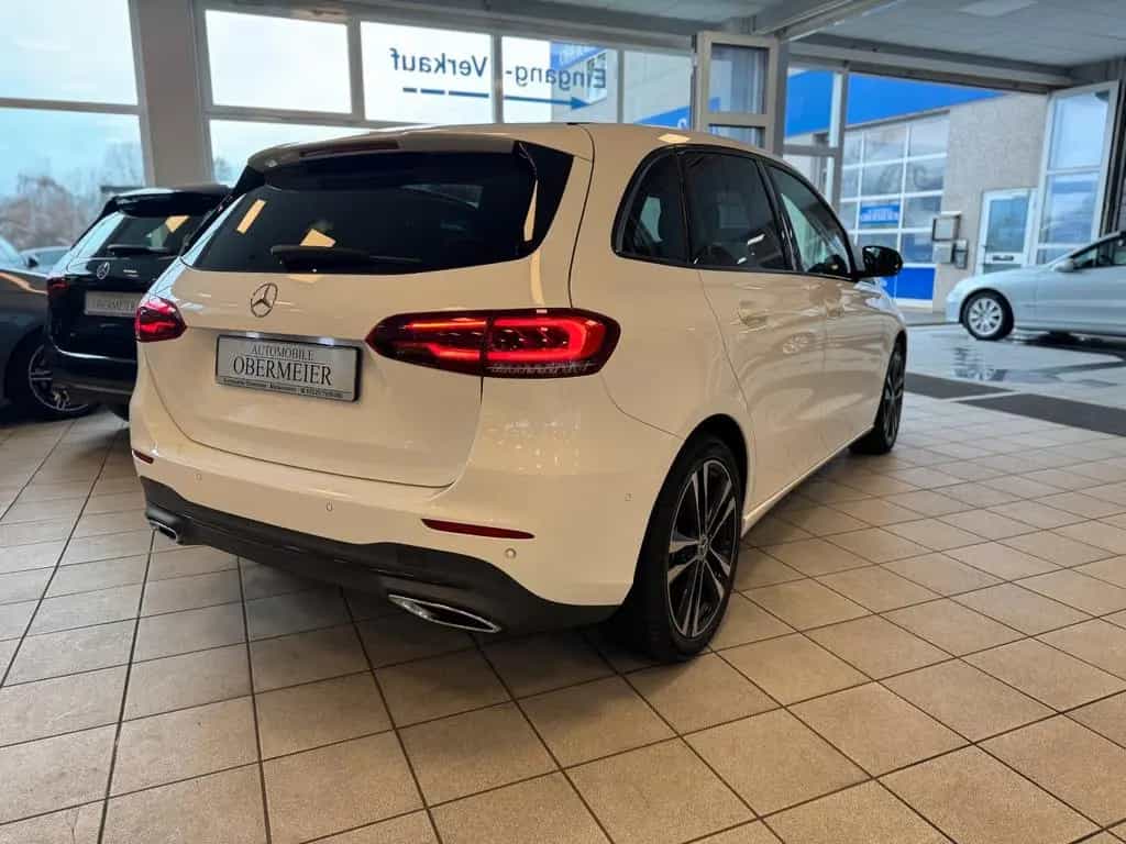 Mercedes-Benz B-Class 200 Progr./Night Rü-Ka P-SHD LED AHK TWA SHZ 04/2019-photo-7