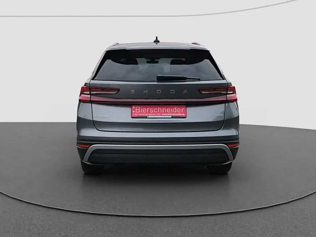 Skoda Kodiaq 2.0 TSI DSG 4x4 Selection AHK HEAD UP NAV 07/2025-photo-8