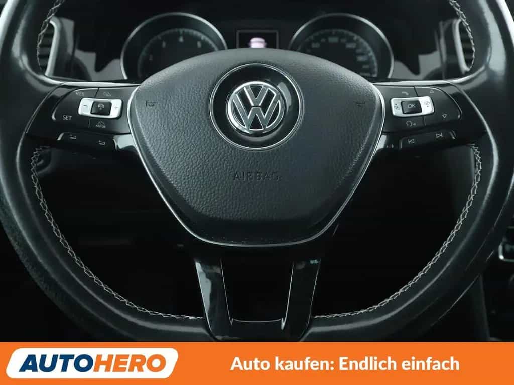 Volkswagen Golf VII 1.4 TSI Cup BMT Aut.*CAM*XENON*PDC*SHZ* 10/2014-photo-18