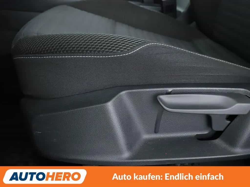 Volkswagen Golf VII 1.4 TSI Cup BMT Aut.*CAM*XENON*PDC*SHZ* 10/2014-photo-26