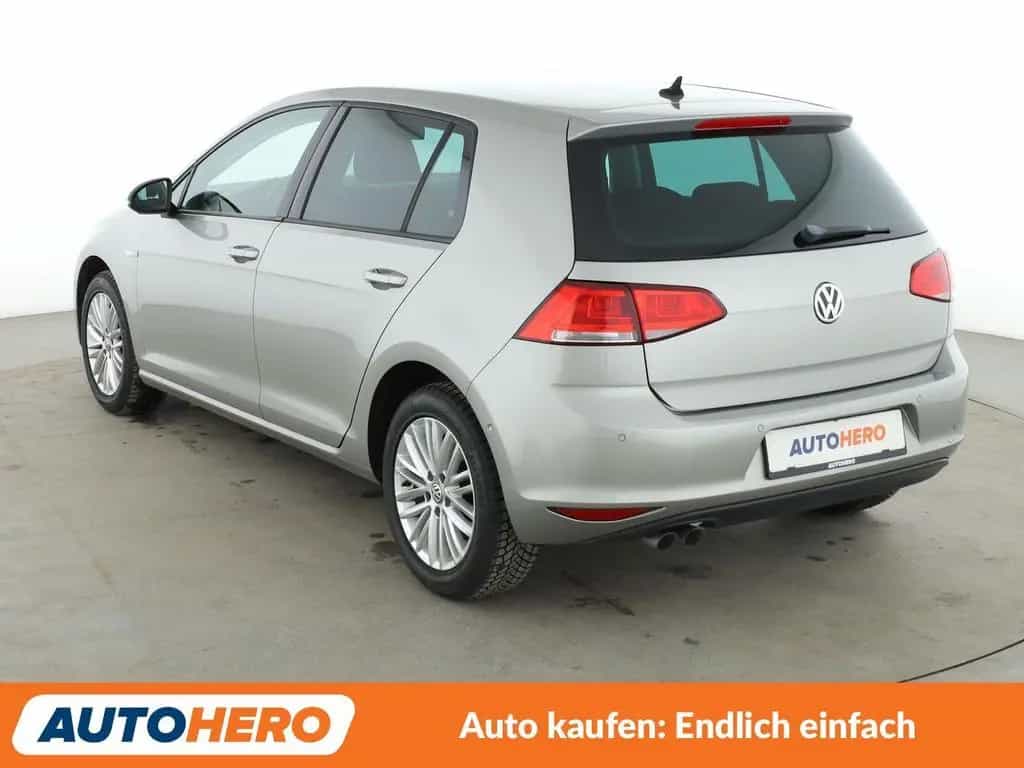 Volkswagen Golf VII 1.4 TSI Cup BMT Aut.*CAM*XENON*PDC*SHZ* 10/2014-photo-3