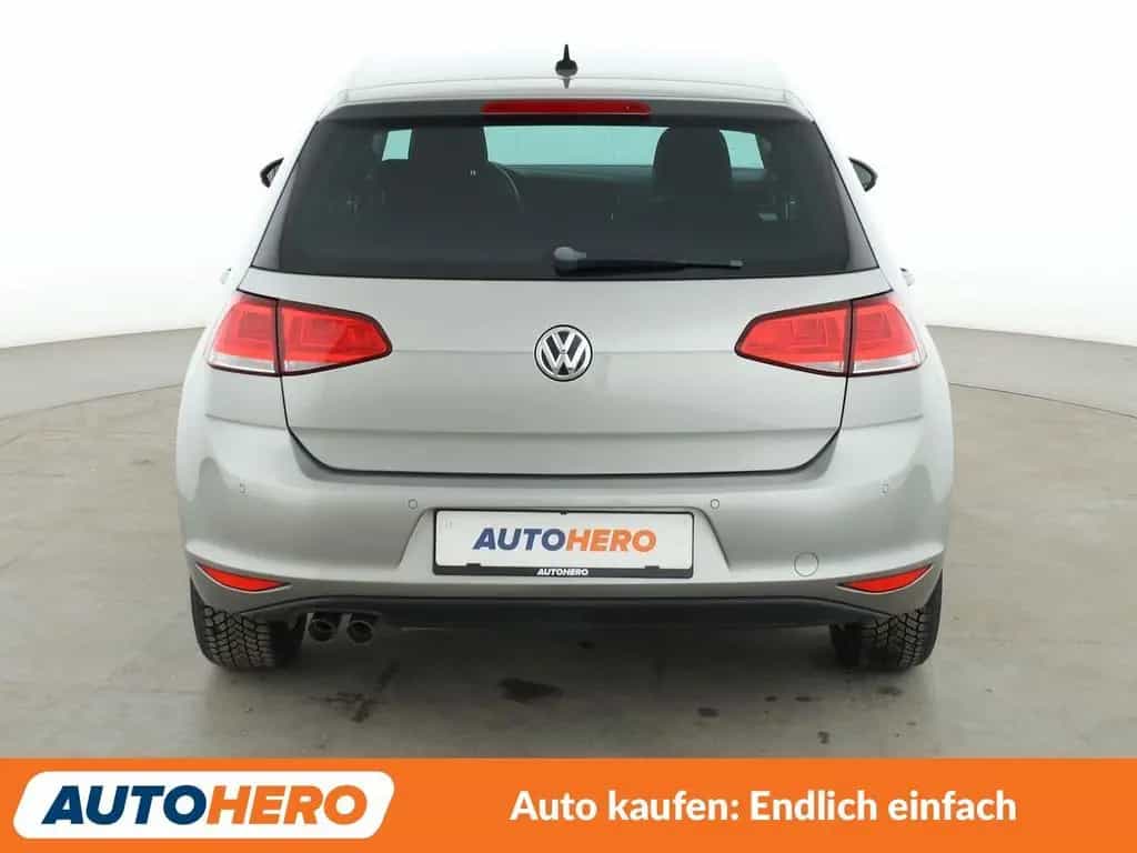 Volkswagen Golf VII 1.4 TSI Cup BMT Aut.*CAM*XENON*PDC*SHZ* 10/2014-photo-4