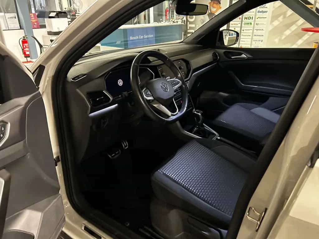 Volkswagen T-Cross Active 12/2021-photo-12