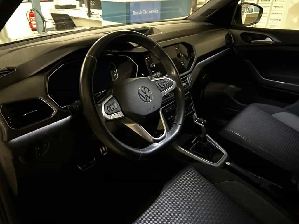Volkswagen T-Cross Active 12/2021-photo-13