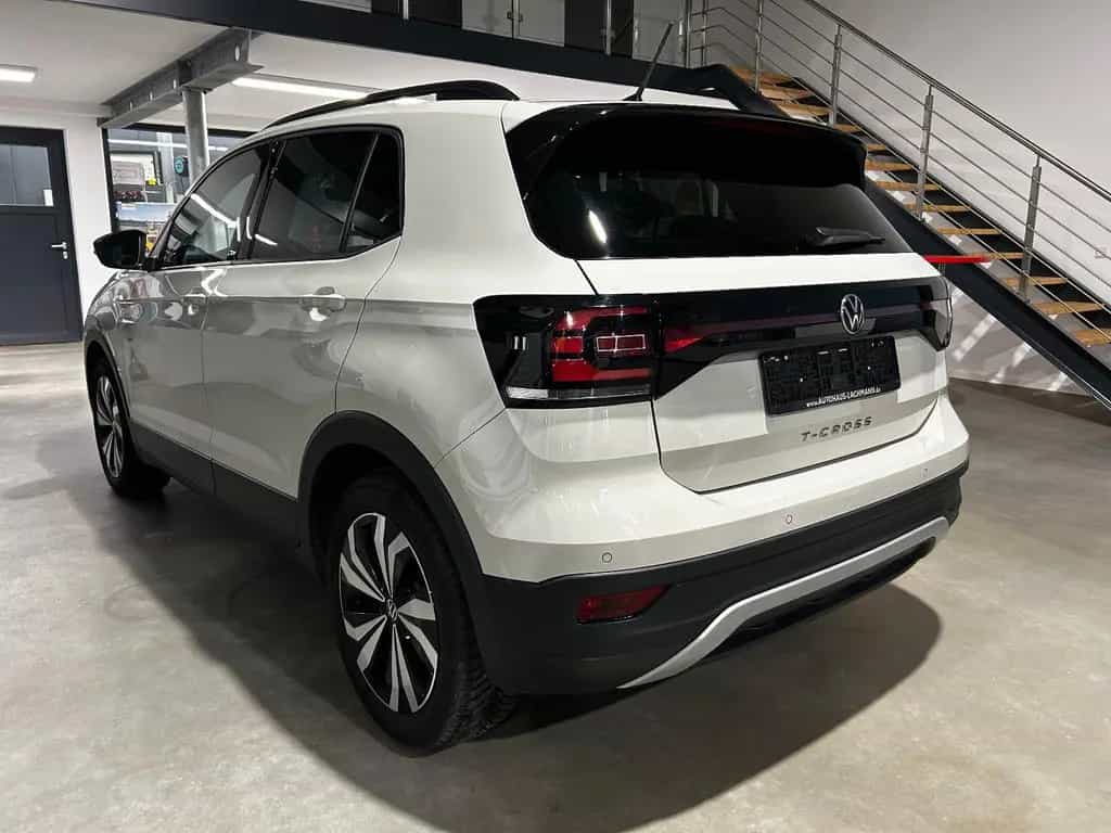 Volkswagen T-Cross Active 12/2021-photo-3