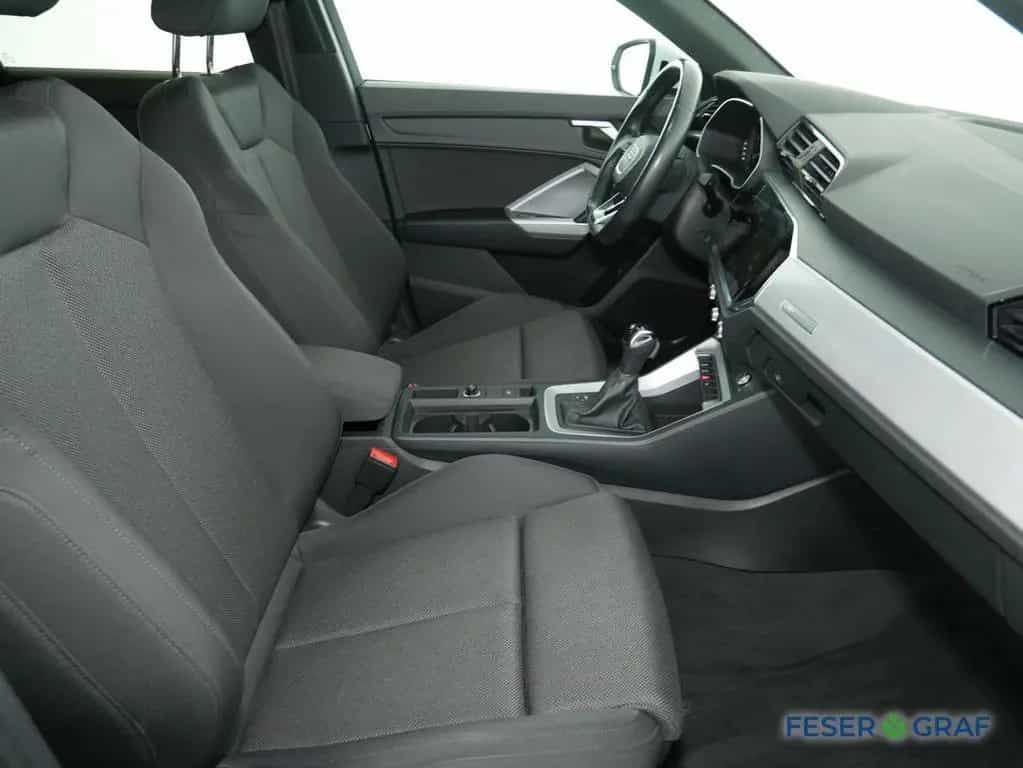Audi Q3 35 TFSI S tronic S Line Ext LED,Sportsitze 07/2023-photo-5