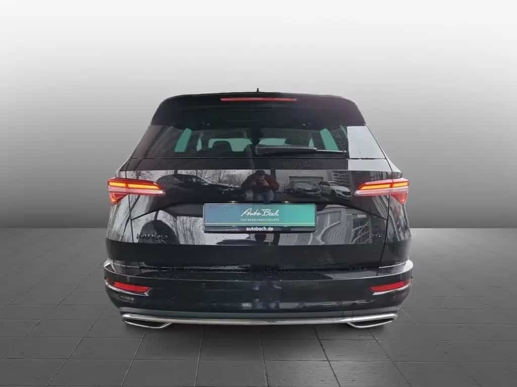Skoda Karoq Sportline 2.0TSI DSG Navi LED Panorama ACC 03/2025-photo-2