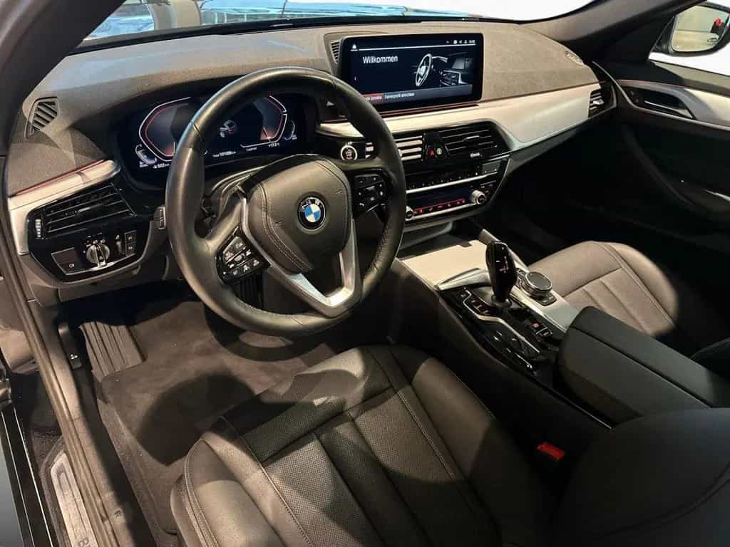 BMW 5 Series 520d xDrive Touring Aut LiCoPro,DAPro,ParkAss 11/2022-photo-12