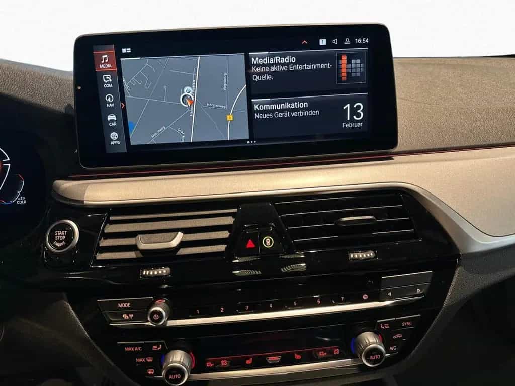 BMW 5 Series 520d xDrive Touring Aut LiCoPro,DAPro,ParkAss 11/2022-photo-13