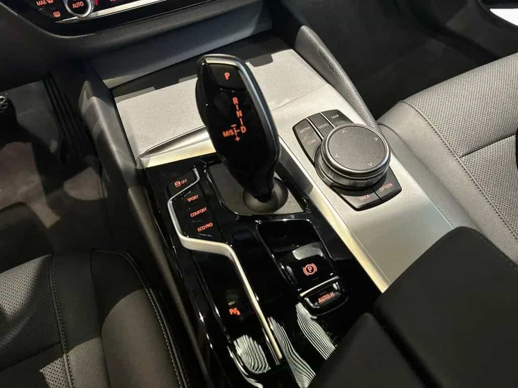 BMW 5 Series 520d xDrive Touring Aut LiCoPro,DAPro,ParkAss 11/2022-photo-14