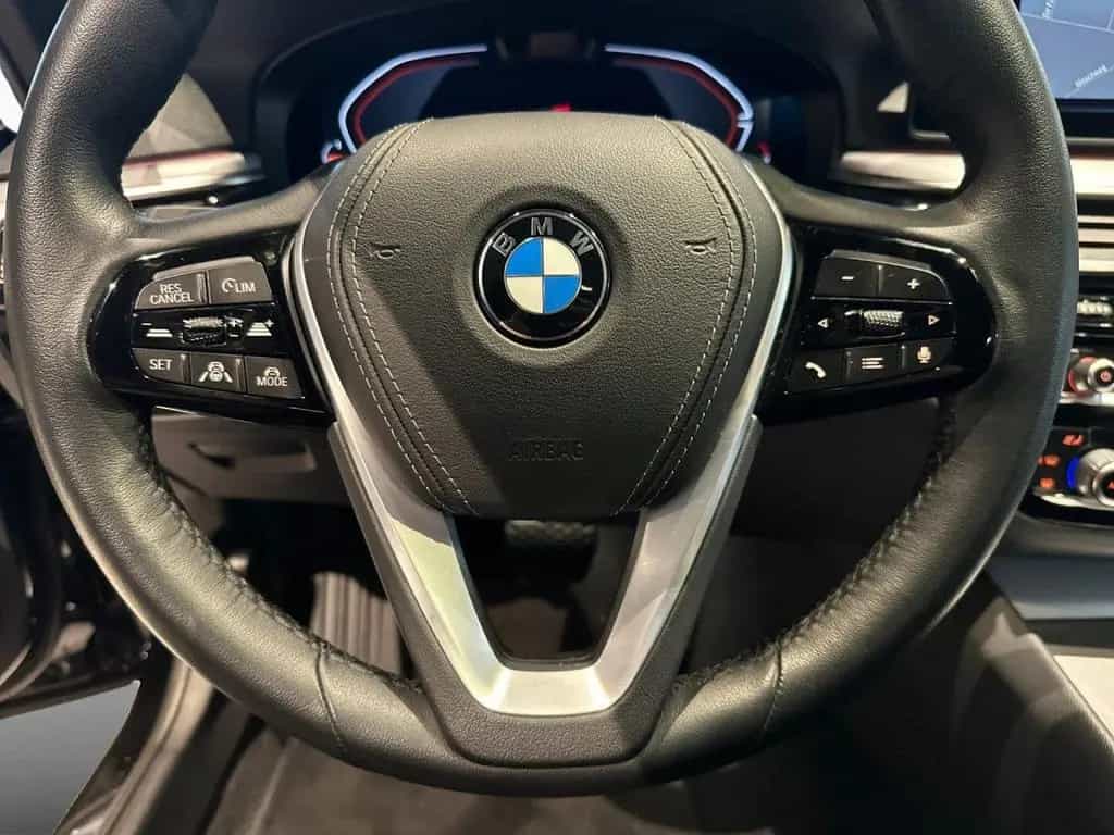 BMW 5 Series 520d xDrive Touring Aut LiCoPro,DAPro,ParkAss 11/2022-photo-17
