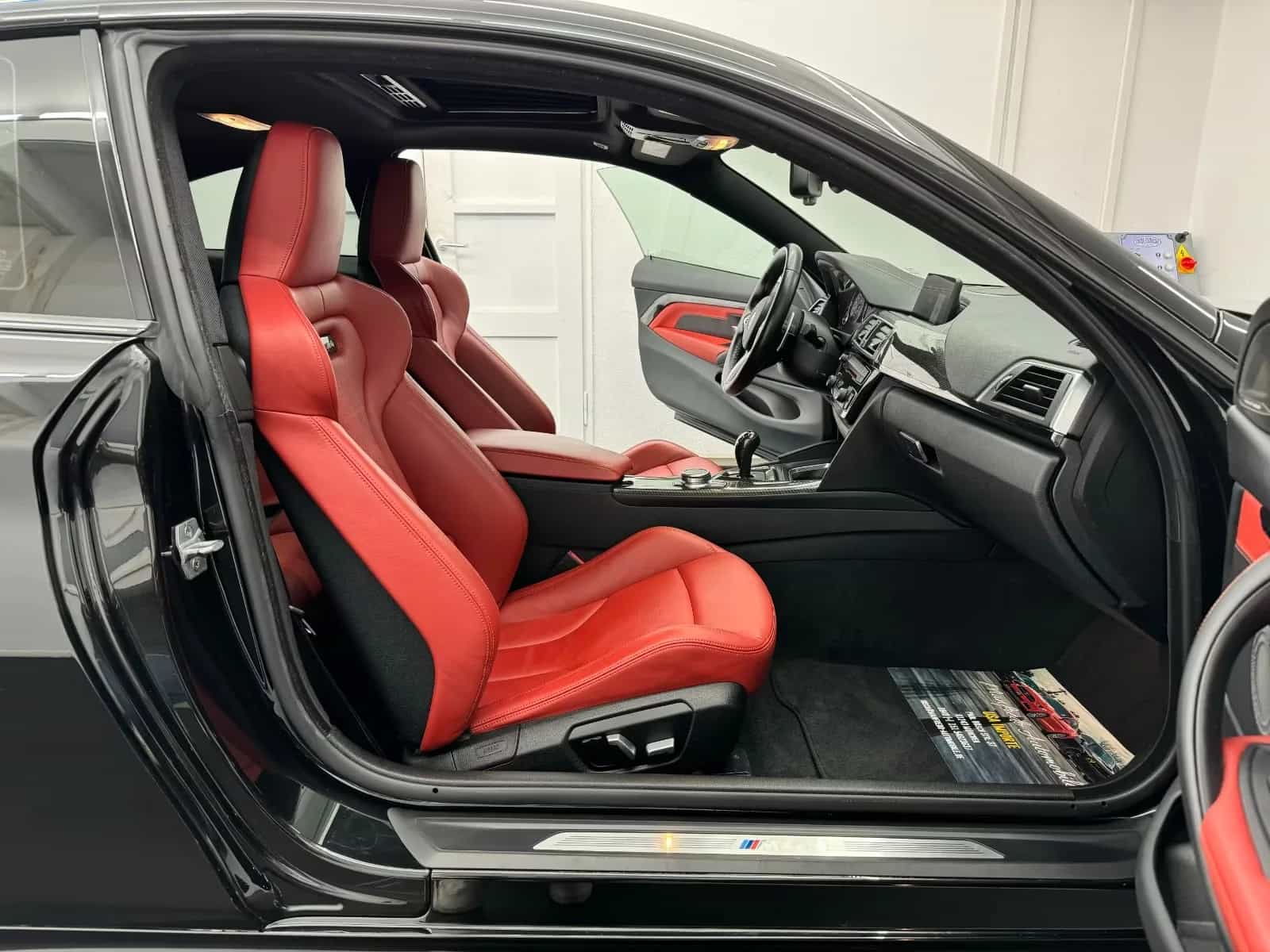 BMW M4 07/2018-photo-10