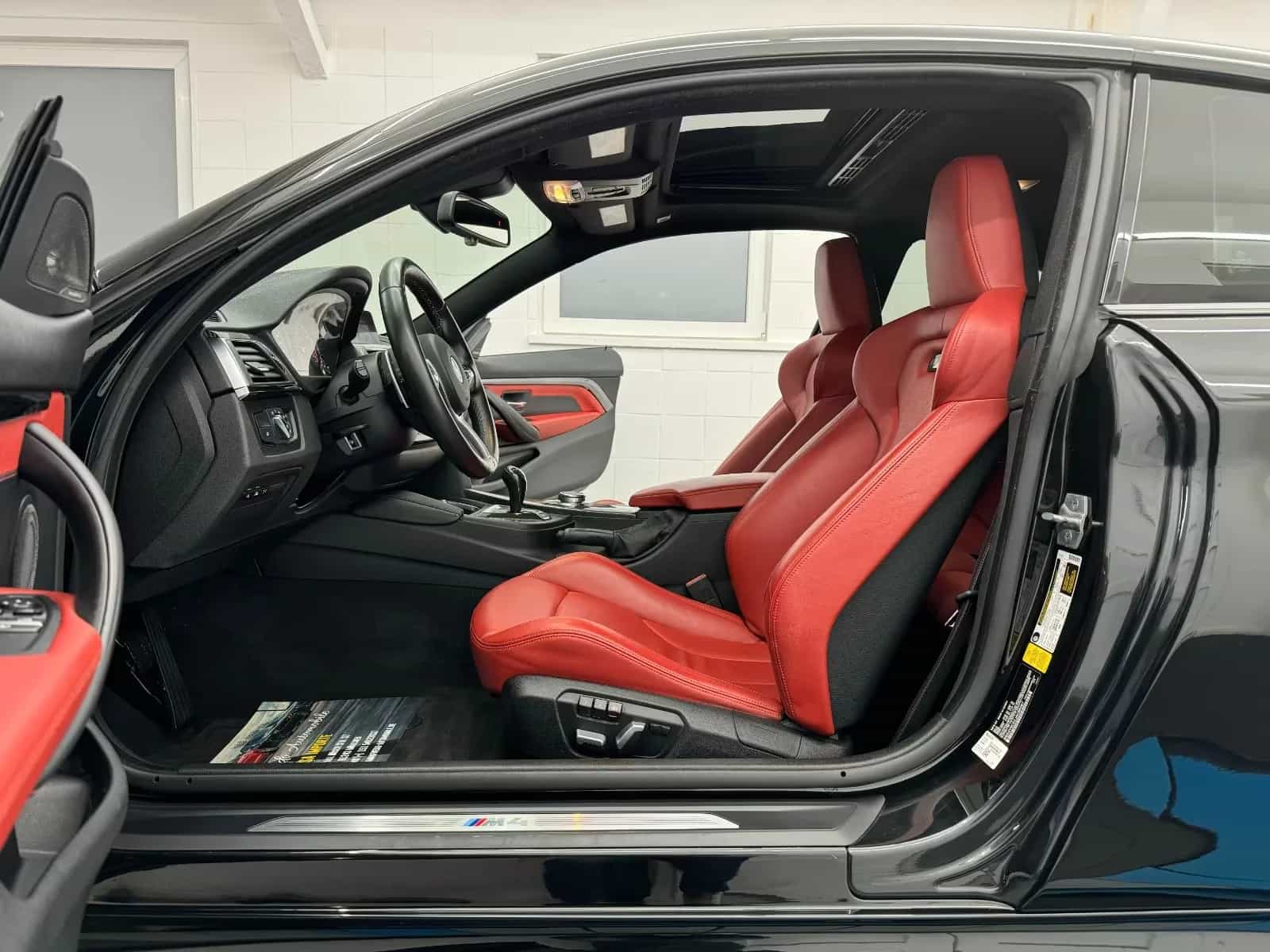 BMW M4 07/2018-photo-12