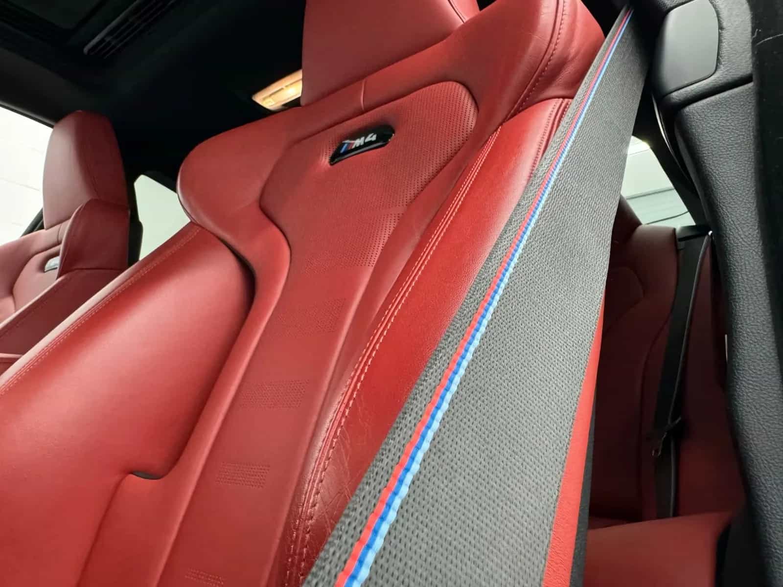 BMW M4 07/2018-photo-23