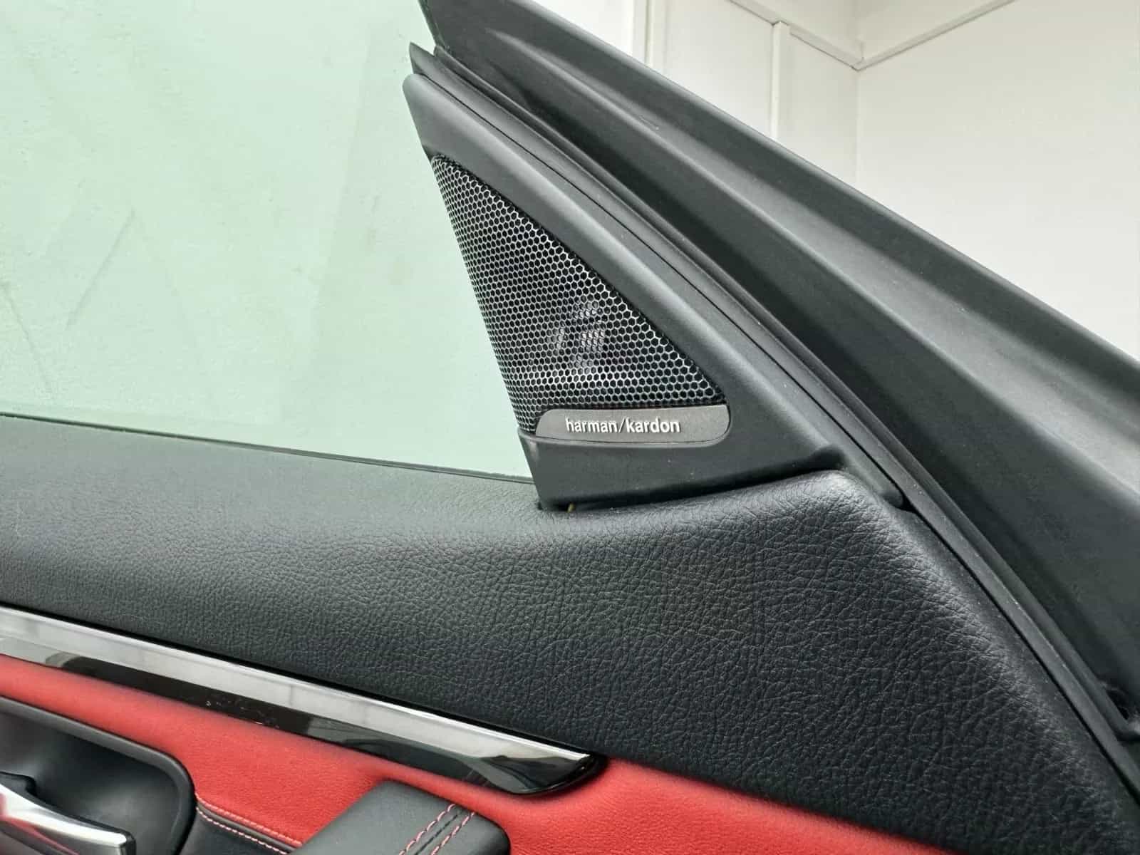 BMW M4 07/2018-photo-25